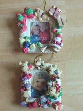 Holiday Ornament Picture Frame Set - Cream and Multicolor.Never used